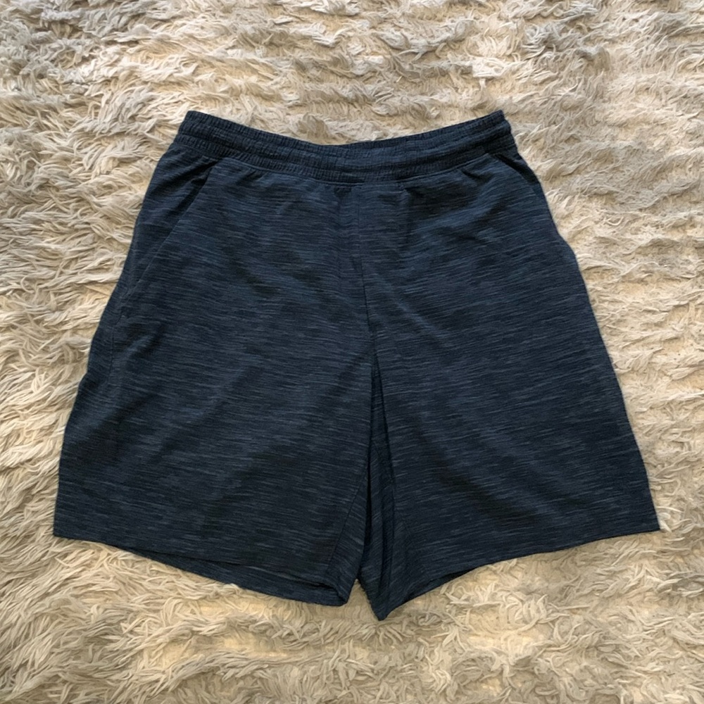 LULULEMON men’s athletic shorts